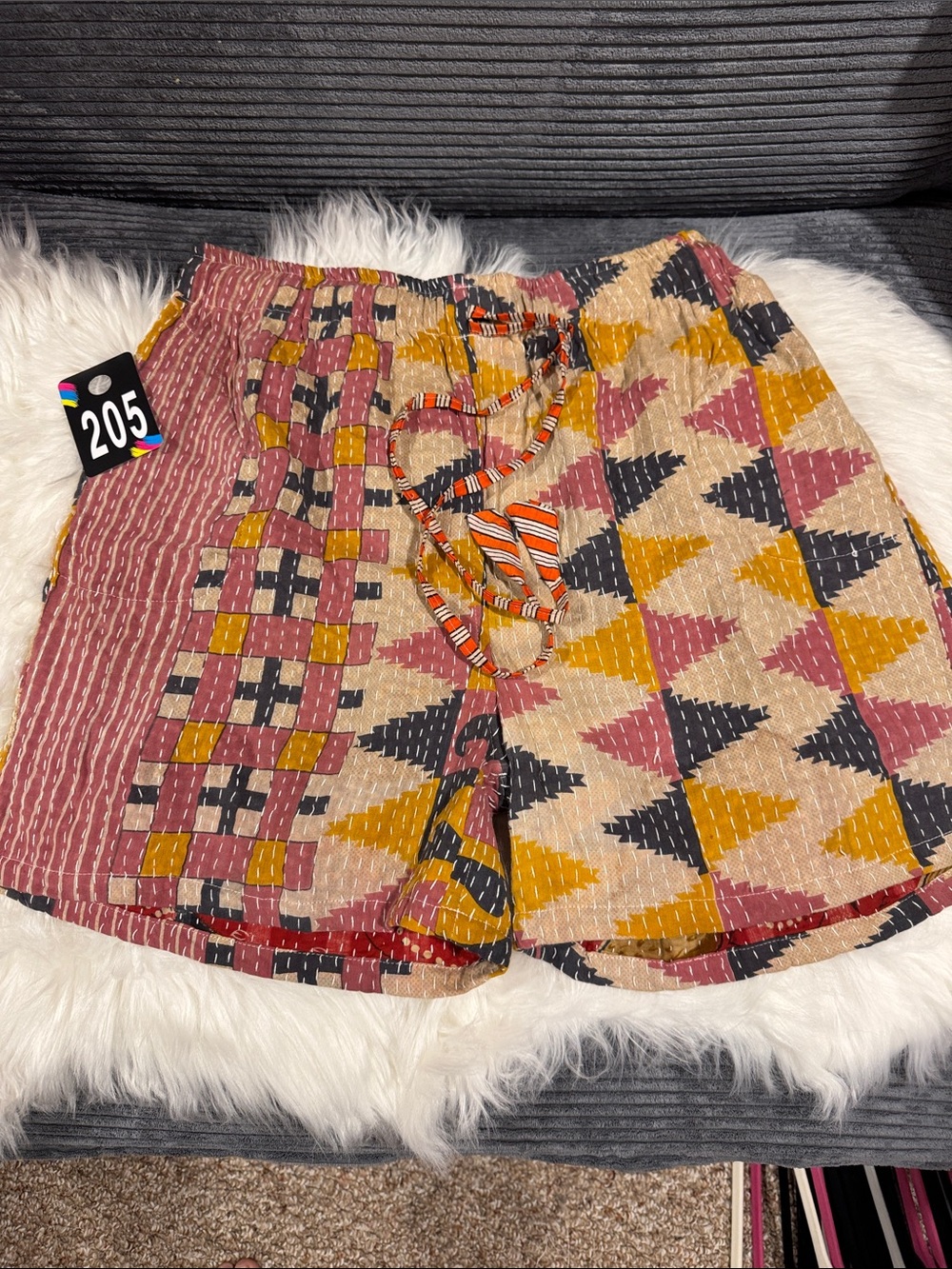 205 KANTHA Shorts 16-20” Waist REVERSABLE wearable Art Boho Lightweigh